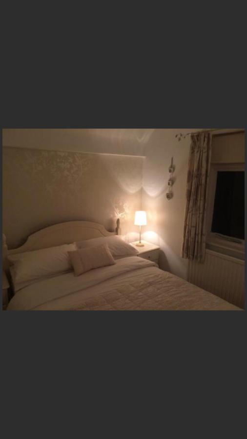 Ty Mawr Hotel Лланбедр Экстерьер фото
